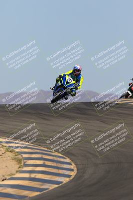 media/Apr-15-2022-Apex Assassins (Fri) [[9fb2e50610]]/Trackday Level 1/Session 2/Turns 9 and 10/